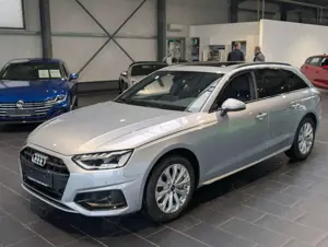 Audi A4 Avant 40 TFSI S tronic advanced 8-fach
