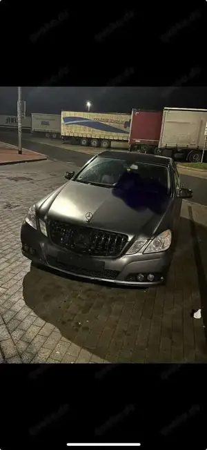 Mercedes-Benz E 200 E 200 CDI BlueEfficiency (212.005)