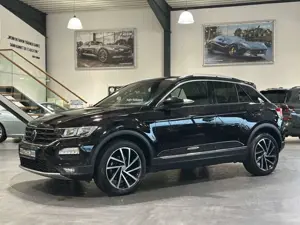 Volkswagen T-Roc 1.5 TSI ACT OPF DSG Sport 1.HA/ACC/AHK/LM