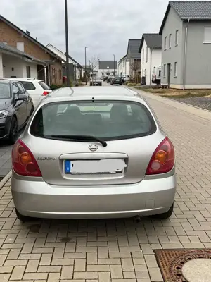 Nissan Almera 1.5 acenta Bild 2