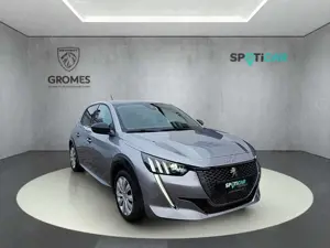 Peugeot 208 e- Elektromotor GT136 Panorama Navi Digitales Cock
