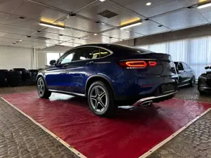 Mercedes-Benz GLC 220 GLC 220 d 4Matic AMG Line Bild 4