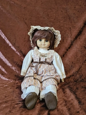 Wunderschöne Mädchenpuppe von Zapf ca. 50 cm mit Schlafaugen