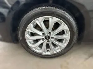 Audi A4 35 TDI S tronic LED DAB PDC Bild 4