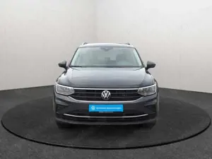 Volkswagen Tiguan 1.5TSI DSG Move LED AHK Navi Rear View ACC Bild 2