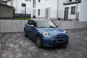MINI Cooper YOURS TRIM/LEDER/KAM/APP/ *Neue Inspektion* Bild 5