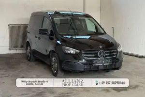 Mercedes-Benz T-Class 160d Standard Tempo CAM LED UNFALL Bild 1