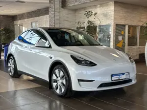 Tesla Model Y Long Range*DualMotor*AWD*LED*Autopilot*