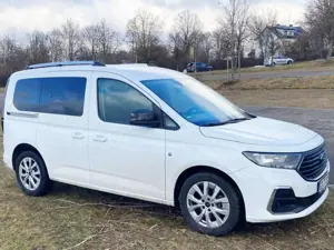 Ford Tourneo Connect Titanium