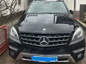 Mercedes-Benz ML 350 M-Klasse Diesel BlueTEC 4MATIC 7G-TRONIC