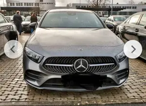 Mercedes-Benz A 220 A 220 7G-DCT AMG Line