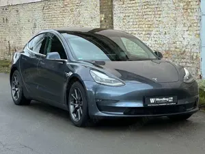 Tesla Model 3 LR AWD Dual Motor SHZ LED KEYLESS ACC MwSt ausw. Bild 3