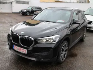 BMW X1 X1 sDrive18d/Autom Navip/Klimaa/PDC/Multi/19"