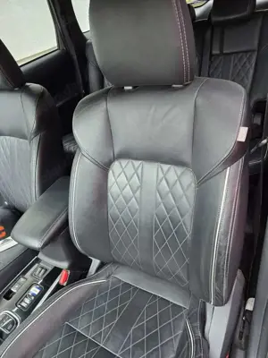 Mitsubishi Outlander 2.4 4WD Plug-In Hybrid Bild 3