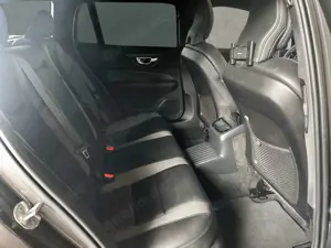 Volvo V60 Recharge T6 AWD Plus Dark ACC/Pano/19''/HK Bild 5