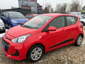 Hyundai i10 1.0 Klima/PDC/SHZ/beh.LR/Temp/Lim/BC/TÜV neu