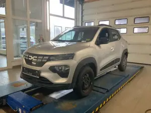 Dacia Spring Essential 45