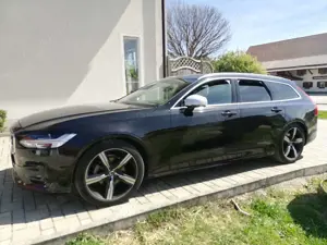 Volvo V90 D4 R Design