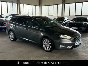 Ford Focus Turnier Titanium*Automatik*Keyl*RFK*NAVI*