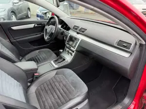 Volkswagen Passat Variant Highline BlueMotion Bild 5