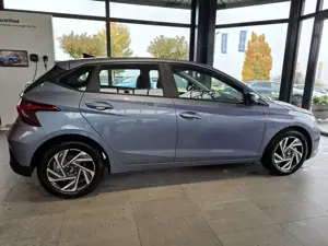 Hyundai i20 FL (MY25) 1.0 T-GDI (100 PS) 7-DCT 2WD Trend Bild 5