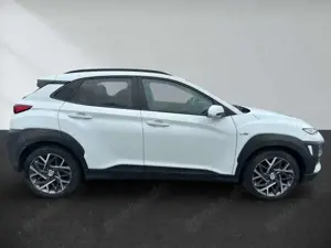Hyundai KONA 1.6 GDI DCT Hybrid Trend Allwetter Navi Kamera Bild 3