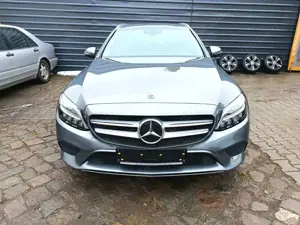 Mercedes-Benz C 300 e T-Modell Avantgarde  Benzin Hybrid Plugin Bild 5