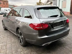 Mercedes-Benz C 300 e T-Modell Avantgarde  Benzin Hybrid Plugin Bild 4