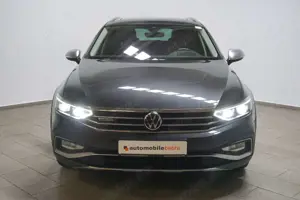 Volkswagen Passat Alltrack 2.0TDI DSG 4M Virtual Pano AHK Bild 2