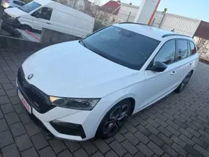 Skoda Octavia Combi RS 2.0TDI Massage/HUD/4xSitzhz