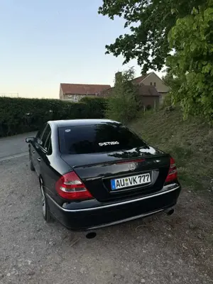 Mercedes-Benz E 320 CDI 7G-TRONIC Avantgarde Bild 4