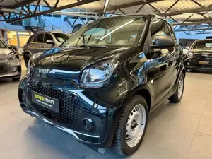 smart forTwo EQ 22kw Bordlader 4Season 6999km Bild 2