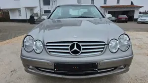 Mercedes-Benz CLK 240 +TÜV+1HAND+GARANTIE+NAVI+LEDER+SCHIEBED.