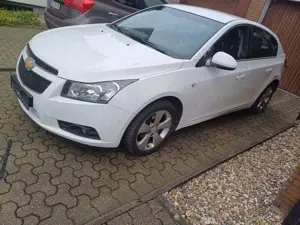 Chevrolet Cruze 1.8 Automatik LTZ