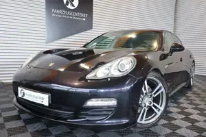 Porsche Panamera 4S/PDC/NAVI/BOSE/BI-XENON