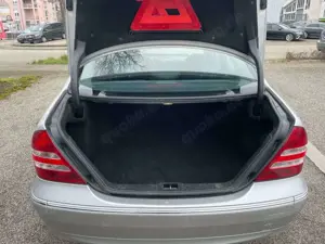 Mercedes-Benz C 220 C Limousine C 220 CDI Bild 4