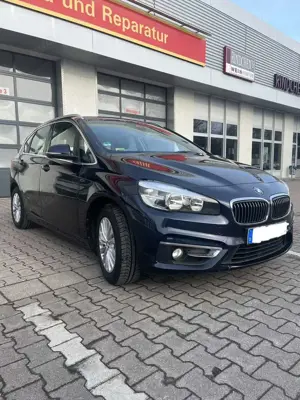 BMW 218
