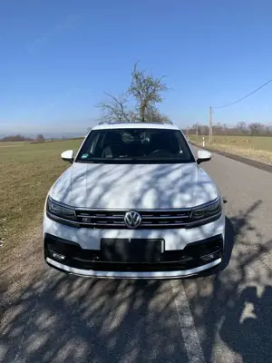 Volkswagen Tiguan Tiguan 2.0 TDI SCR 4Motion (BlueMotion Techn.) DSG Highline Bild 4