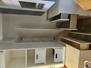830  ab sofort - Helles schönes Zimmer ,Küche, WC; Bad, Telefon, Highspeed W-Lan U2 Frankfurter Ring Bild 5