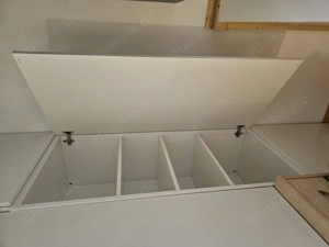 830  ab sofort - Helles schönes Zimmer ,Küche, WC; Bad, Telefon, Highspeed W-Lan U2 Frankfurter Ring Bild 7