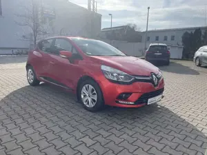 Renault Clio 0.9 TCe 75 Start  Stop LIMITED 2018 AHK Bild 4