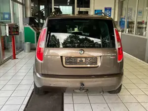 Skoda Roomster Family / Sitzheizung / AHK / PDC / Klimaautomatik