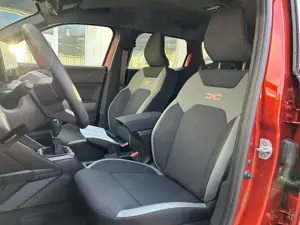 Dacia Duster TCe 130 Extreme +360°KAM+SHZ Bild 3