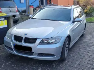 BMW 320 320i touring (seit Motortausch 65 tkm)