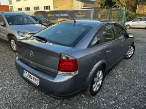 Opel Vectra Vectra Fließheck 1.6 Edition *ALLWETTERREIFEN* Bild 4