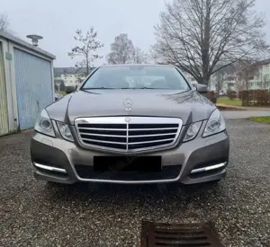 Mercedes-Benz E 300 E 300 CDI BlueEfficiency (212.021)