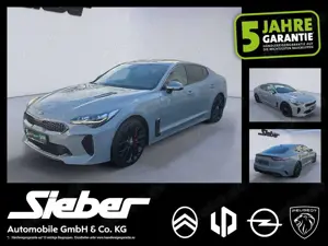 Kia Stinger 3.3 V6 T-GDI GT *Schiebedach*Soundsystem*