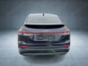 Audi Q4 e-tron 45 Matrix/Nav/21"/ASI/Assist Bild 4