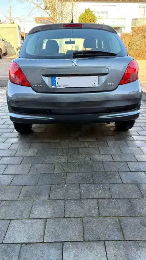 Peugeot 207 Tendance Bild 5