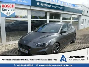 Ford Focus 2.3 EcoBoost ST *SUPER-Sale*
